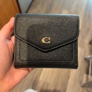 Coach Black Textured Leather Compact Wallet with Gold 'C' Accent
